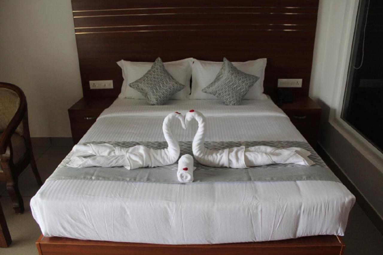 The Lakeview Munnar ムンナール エクステリア 写真