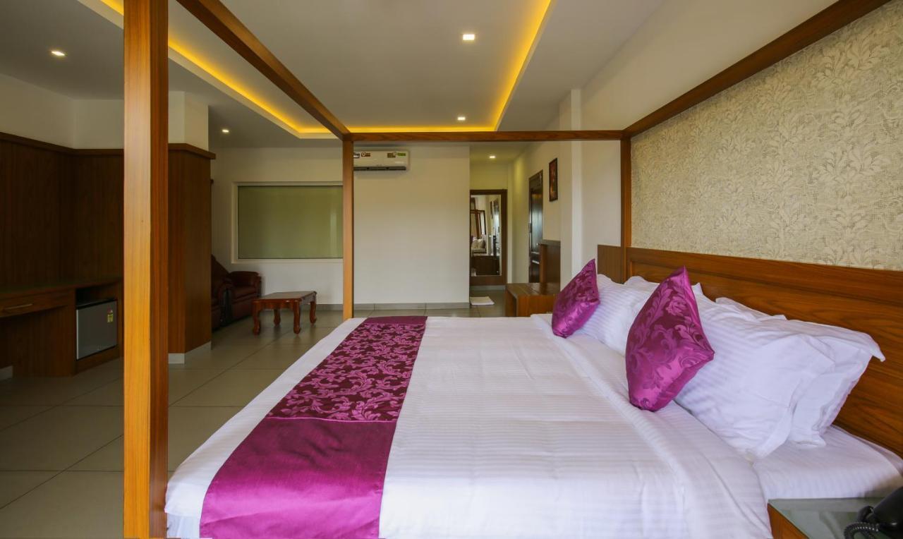 The Lakeview Munnar ムンナール エクステリア 写真